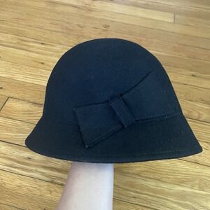 Women's O/S 100% Wool Black Bucket Cloche Hat 20s 30s Style Chic With Black Bow